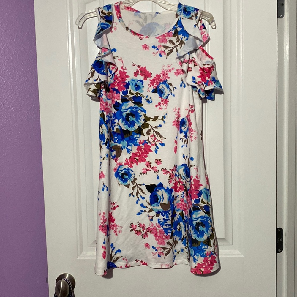 white floral dress